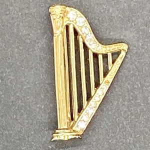 Vintage Trifari Gold-tone Harp Brooch